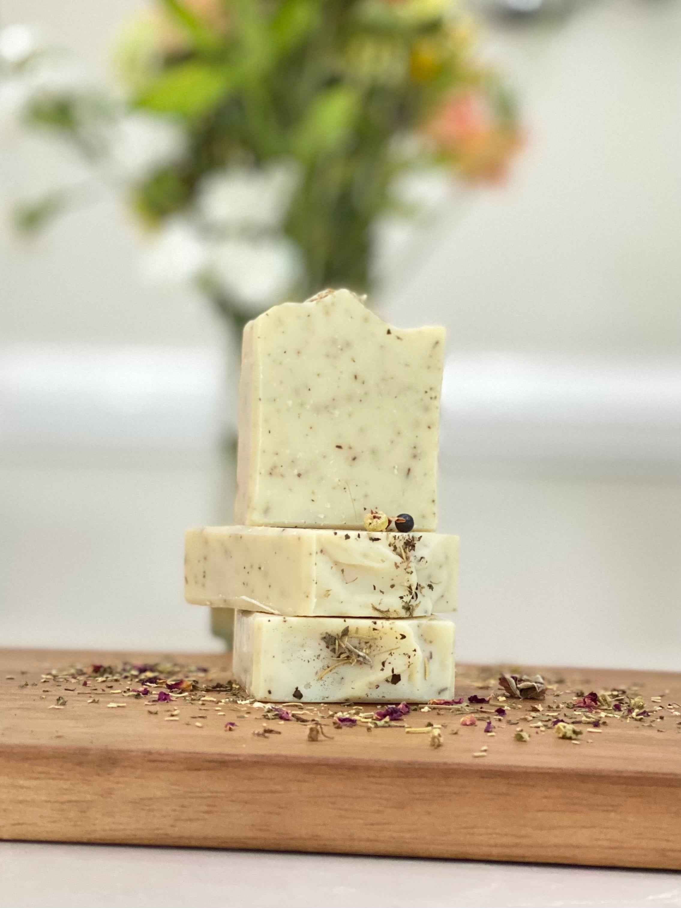 5 oz Good 'Lawd Gardenia Handcrafted Soap